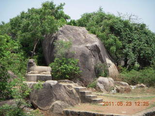 India - Mamallapuram - balanced rock