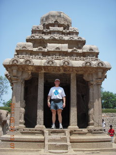 222 7kp. India - Mamallapuram - Adam - animal sculptures and temples