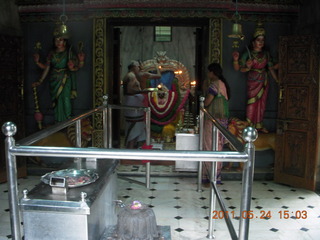 95 7kq. India - Bengaluru (Bangalore) - temple