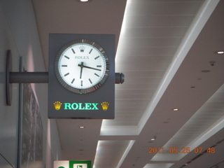 12 7kr. Dubai Airport (DXB)