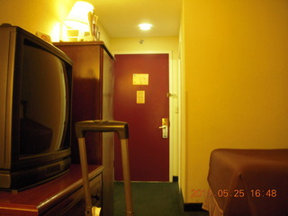 27 7kr. Howard Johnson's hotel room