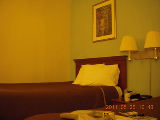 28 7kr. Howard Johnson's hotel room