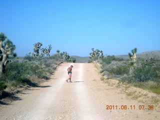 1554 7lb. aerial - Pearce Ferry airstrip (L25) run - Adam running