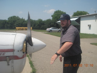 82 7m2. N56591 and Rob at Ann Arbor Airport (ARB)