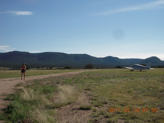 'Young International' Pleasant Valley (24AZ) run - Adam running