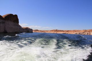 Ruhil pictures - boat tour of Lake Powell