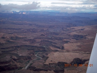 178 7q8. aerial - Utah - Dirty Devil River