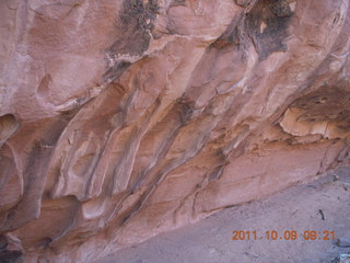 65 7q9. Arches National Park - Devil's Garden hike - cool rock shapes