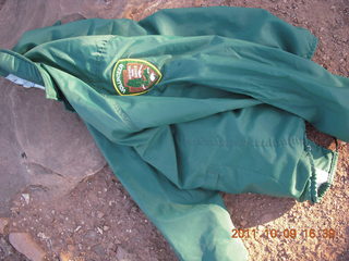 156 7q9. Dead Horse Point hike - somebody's lost jacket