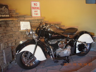 294 7qa. Hubbard-Gateway airstrip resort - Indian motorcycle