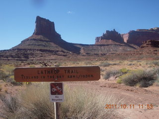 146 7qb. Canyonlands National Park - Lathrop trail hike - sign