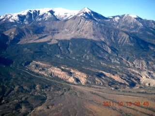 30 7qd. aerial - Henry Mountains