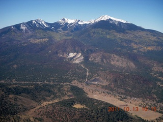 63 7qd. aerial - Humphies Peak