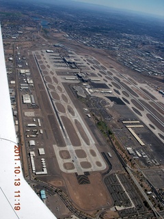 77 7qd. aerial - Phoenix Sky Harbor (PHL)