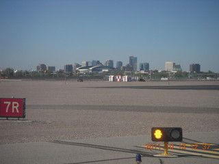 84 7qd. airplane waiting for takeoff at Sky Harbor (PHX)