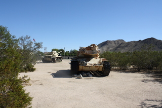 Sean's pictures - Chiriaco Summit (L77) - Patton tank museum