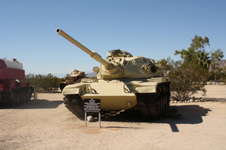 Sean's pictures - Chiriaco Summit (L77) - Patton tank museum