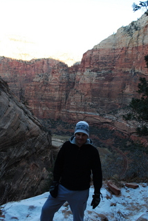 Zion National Park - Hidden Canyon hike - Olga and Gokce (small)