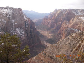280 7sf. Zion National Park - Observation Point hike