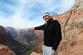 342 7sf. Zion National Park - Canyon Overlook hike - Gokce