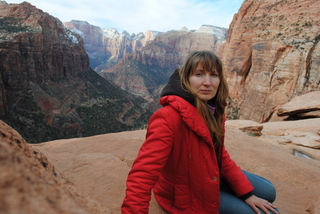 362 7sf. Zion National Park - Canyon Overlook hike - Olga