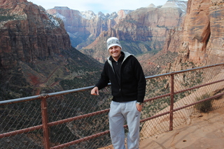 371 7sf. Zion National Park - Canyon Overlook hike - Gokce