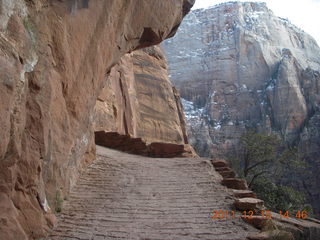 421 7sf. Zion National Park - Angels Landing hike