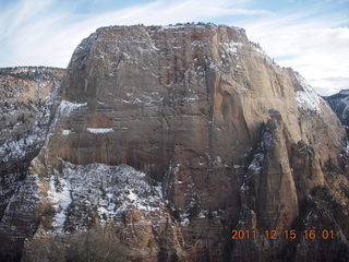 481 7sf. Zion National Park - Angels Landing hike - summit