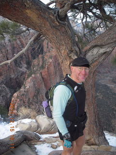 490 7sf. Zion National Park - Angels Landing hike - summit - Adam