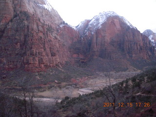 504 7sf. Zion National Park - Angels Landing hike