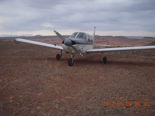 4 7x2. N8377W at White Wash Sand Dunes airstrip