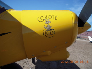 10 7x5. CoyoteUgly airplane close up