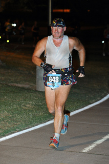 1842 7xf. Adam running in The Night Run