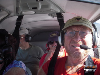 292 7xk. Eileen, Bill, George, and Adam flying in N8377W