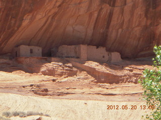 Canyon de Chelly tour - ancient dwellings