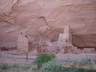 Canyon de Chelly tour - ancient dwellings