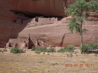 Canyon de Chelly tour - ancient dwellings