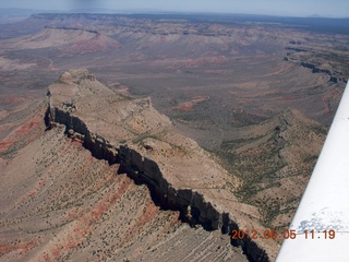 1643 7y5. aerial - north of west Grand Canyon