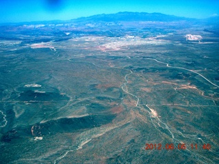 13 7y5. aerial - Grand Gulch area