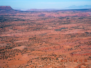 5 83q. aerial - flight to Monument Valley