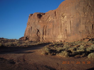 195 83q. Monument Valley tour