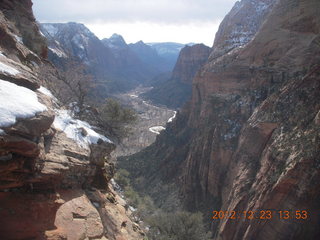 Zion National Park - Angels Landing hike - Adam and chains
