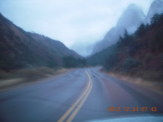 7 84q. Zion National Park - cloudy dawn drive
