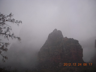 22 84q. Zion National Park - cloudy, foggy Observation Point hike