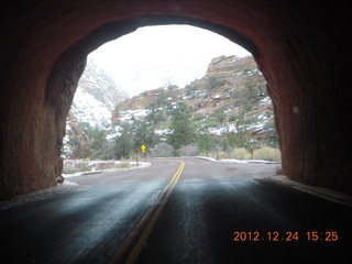 309 84q. Zion National Park - drive - tunnel
