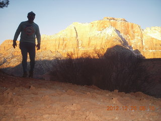 34 84r. Zion National Park - Watchman hike - Adam (tripod)