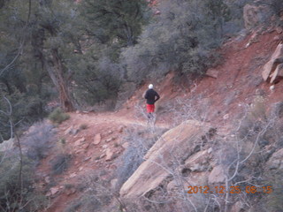 40 84r. Zion National Park - Watchman hike - another runner