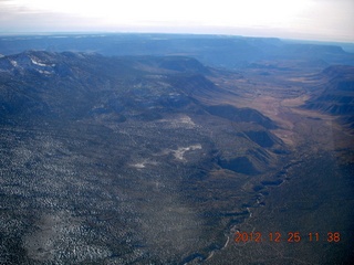 146 84r. aerial - north of Grand Canyon