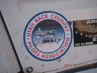 1061 86h. N8377W at DVT with Utah Back-Country Pilots sticker up close