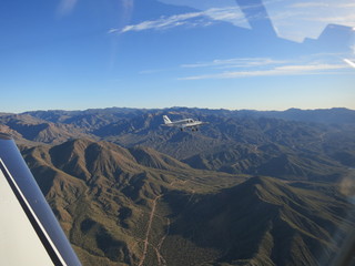 1073 86q. Sean G grapevine pictures - N8377W in flight